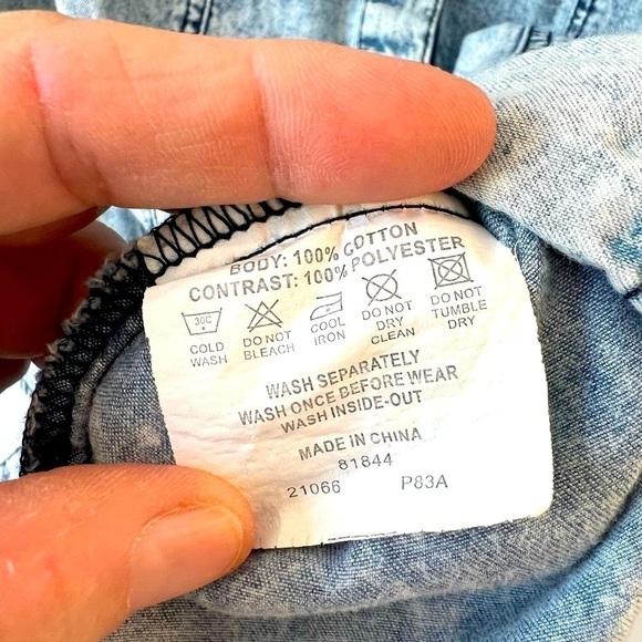 Free 2bu Western Chambray shirt snap buttons Size 14 (Girl) - Picture 7 of 8